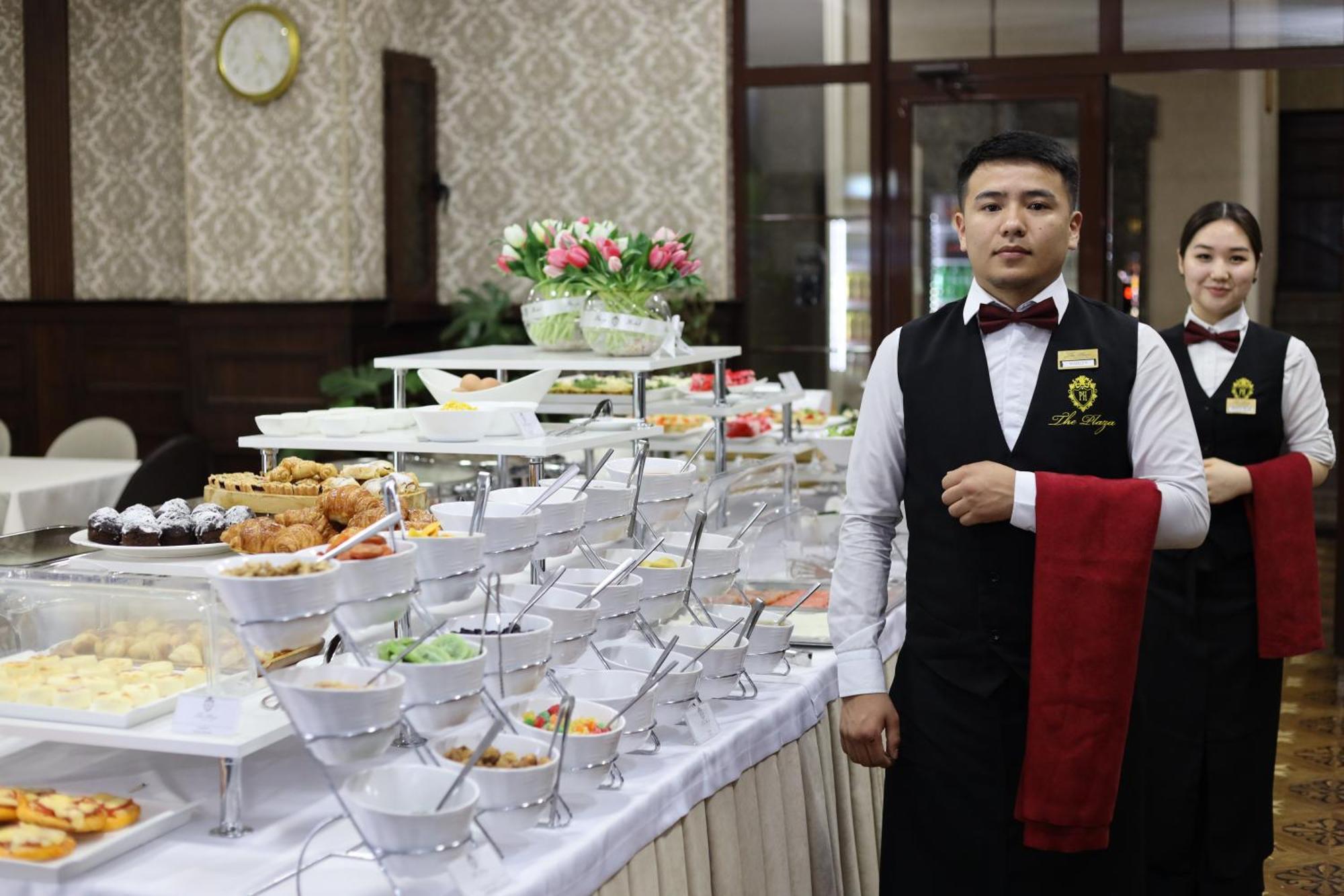 Plaza Hotel บิชเคก ภายนอก รูปภาพ